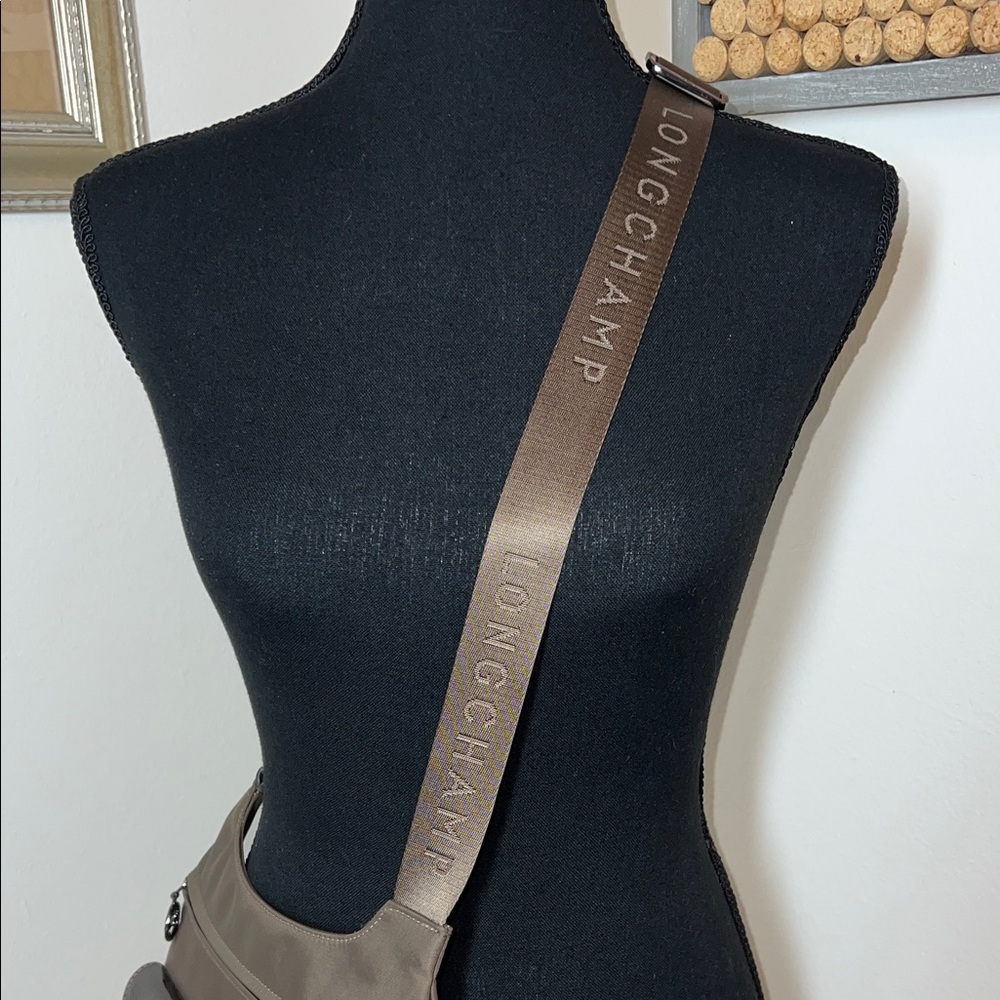 Longchamp Brown Nylon Messenger Bag - Picture 2 of 10